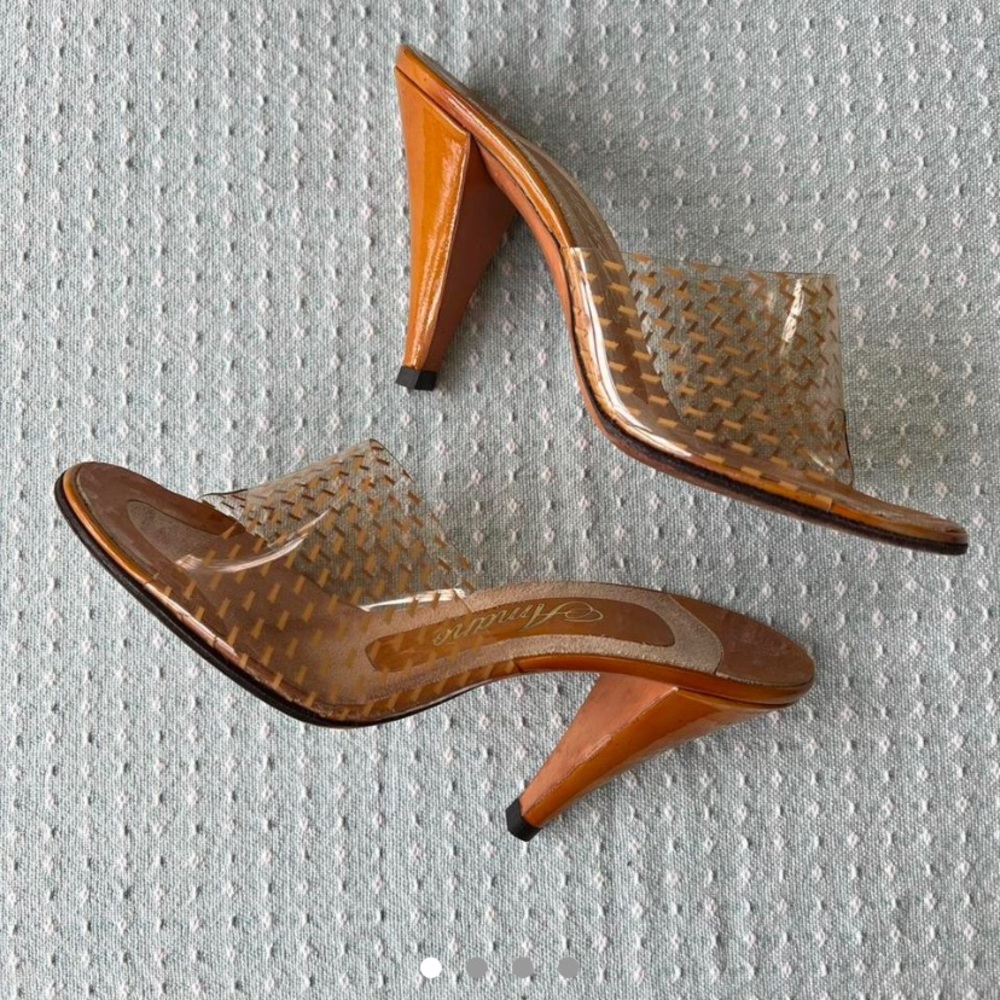 Vintage vinyl geo patterned Amani heels
